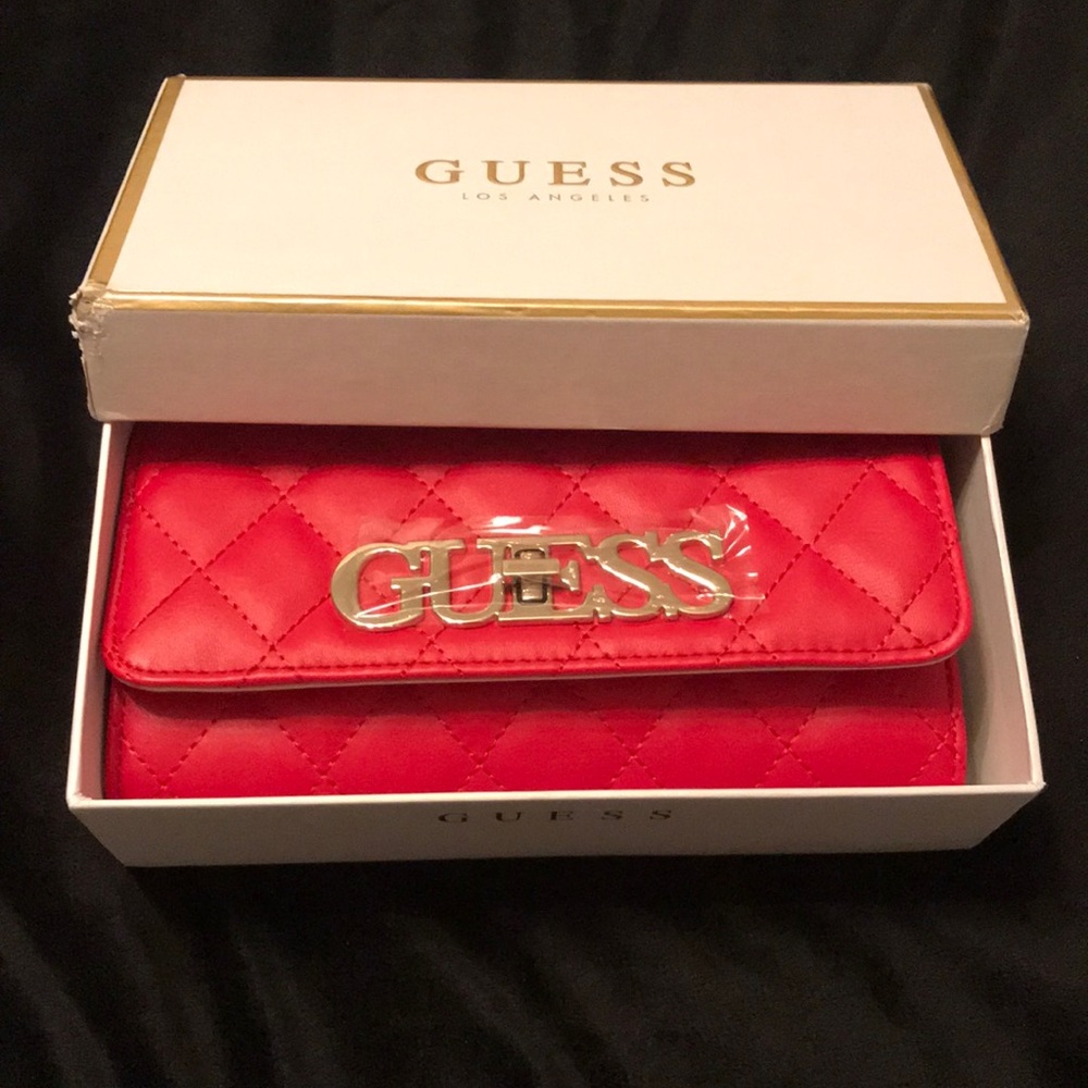 NWT Guess wallet